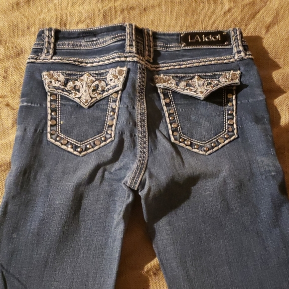 Jeans - Picture 2 of 5